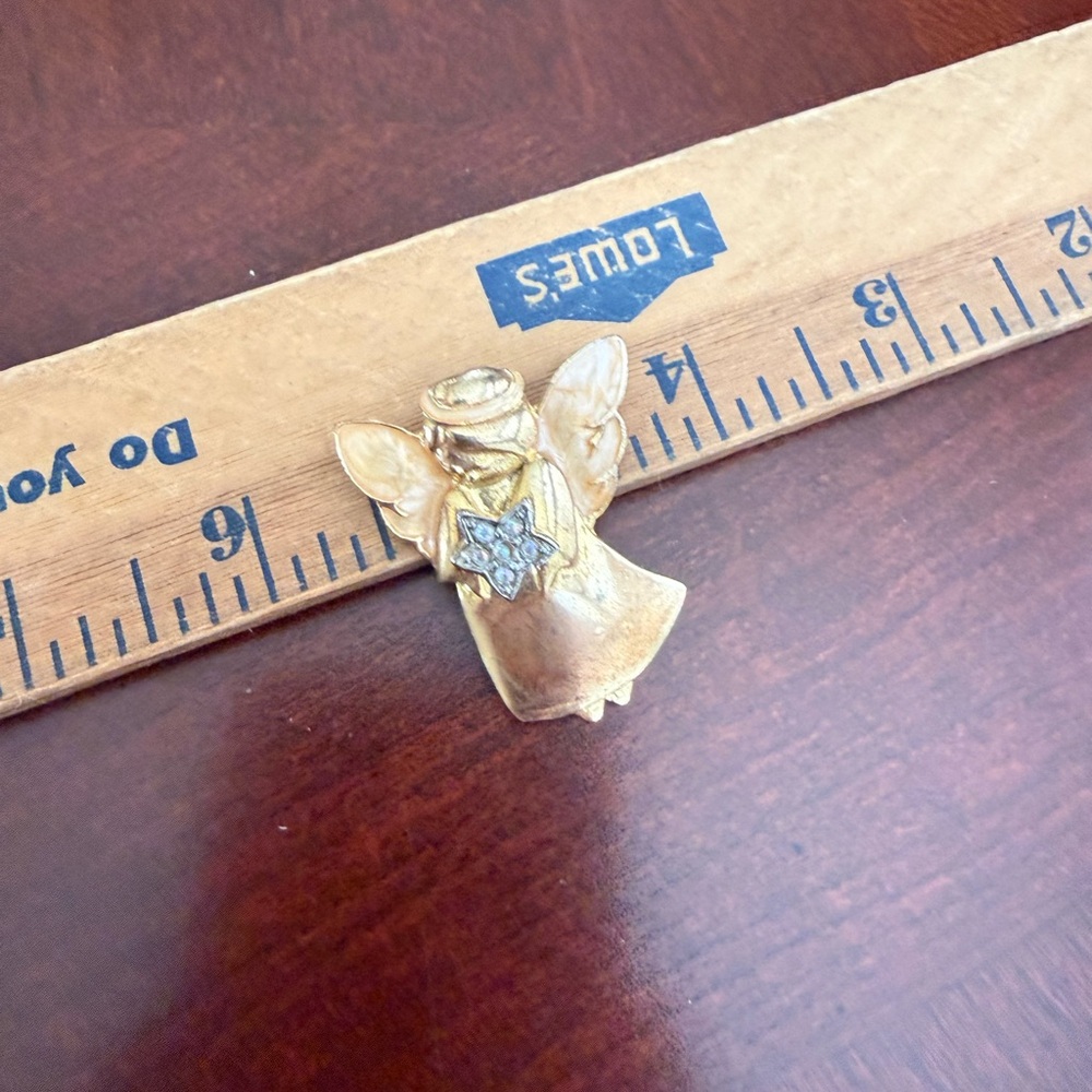 Vintage Gold Tone Angel Brooch